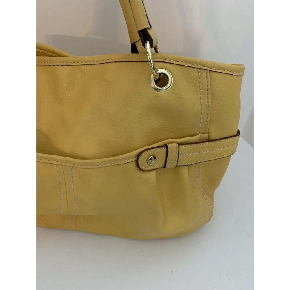 Relic Yellow Faux Leather Shoulderbag Hobo Style Compartments Goldtone Hardware